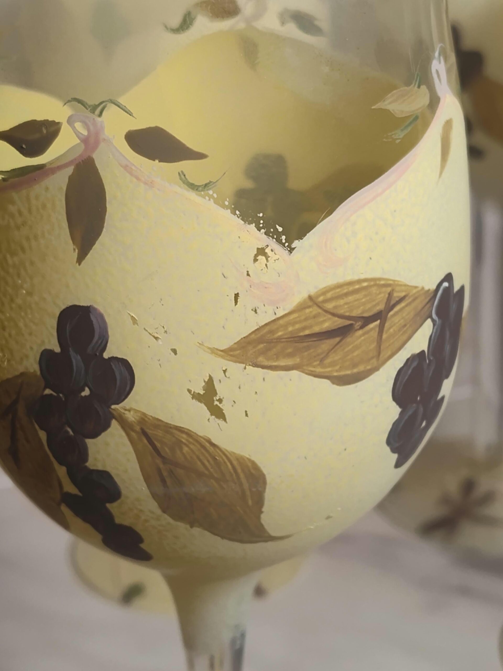 Vintage 1970s Hand Painted Wine Glasses Set of 4 Grape Pattern Yellow Frosted Glass Stemware Barware - Image 3