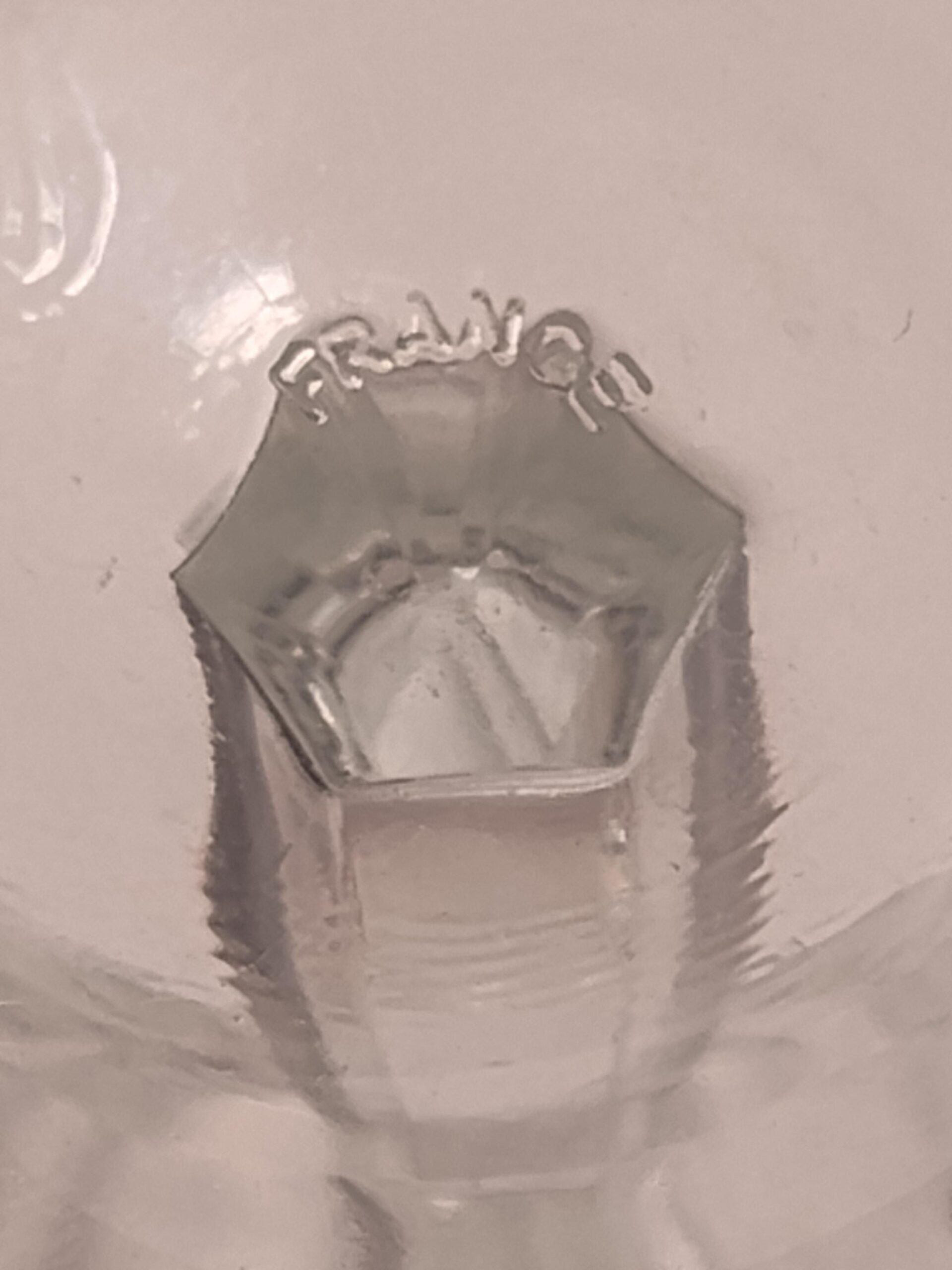 Vintage 1970s French Cut Crystal Wine Glasses Set of 5 Elegant Stemware - Image 4