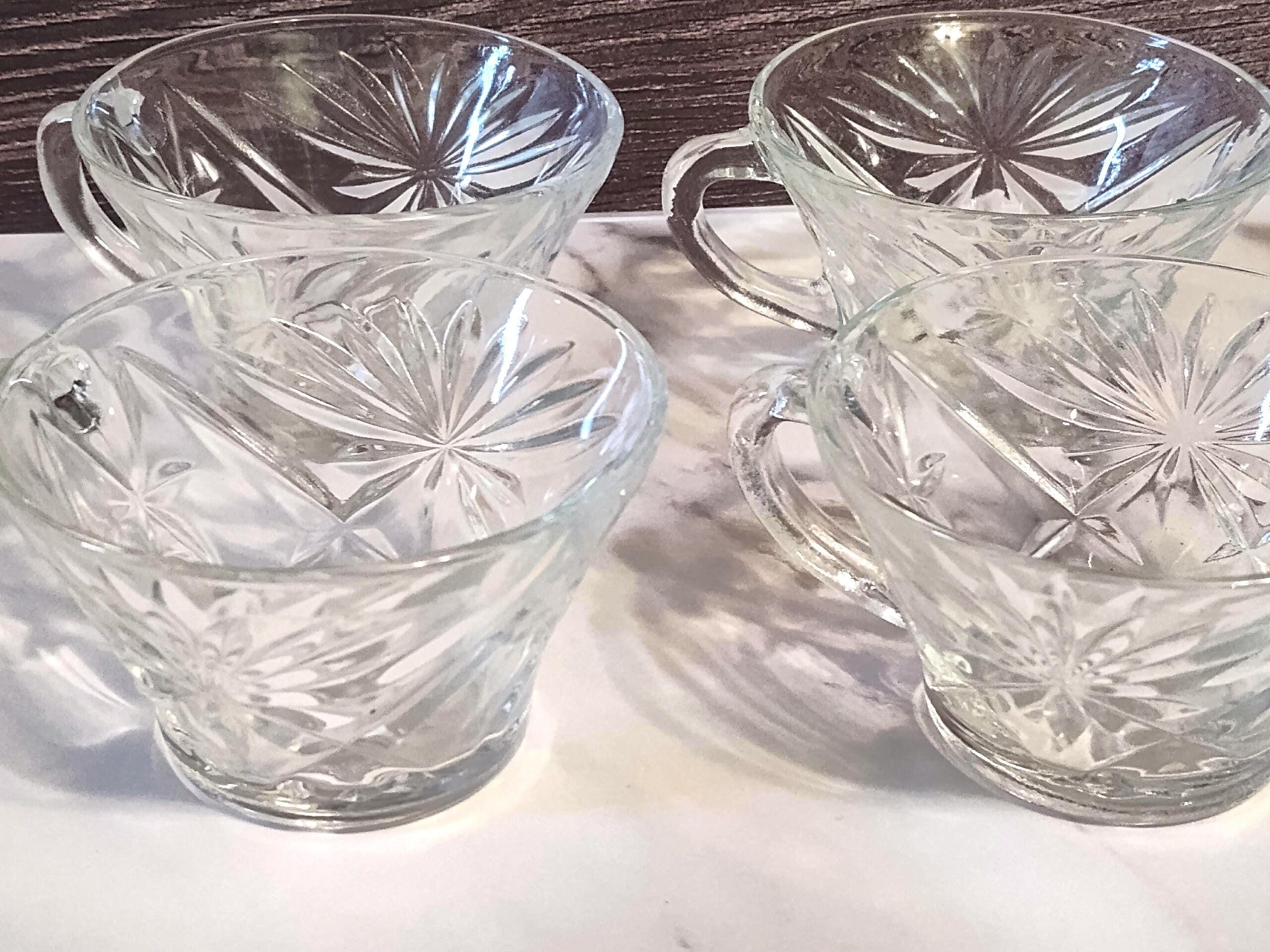 Vintage 1970s Anchor Hocking Starburst Atomic Pattern Punch Cups Set of 4 - Image 3