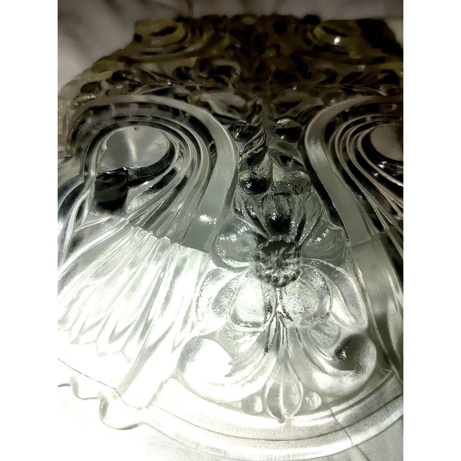 Vintage Indiana Glass divided relish dish 7 1/2" - Image 3