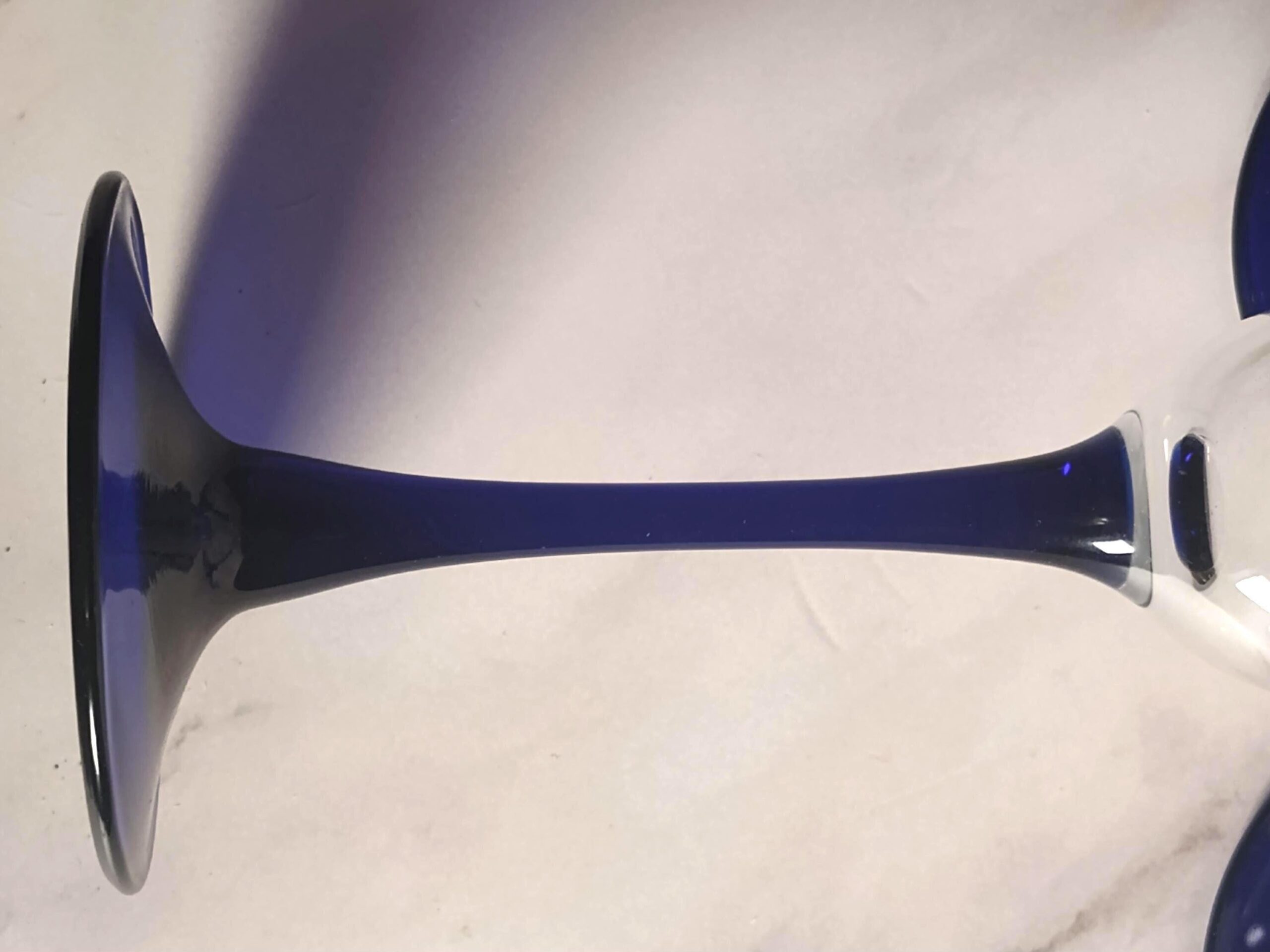 Vintage 1970s Cobalt Blue Champagne Flutes Set of 3 Stemmed Glasses - Image 2