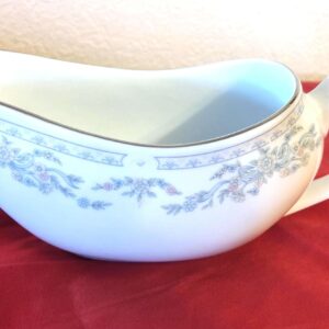 Vintage Somerset by Excel Gravy Boat 9 Inch White Ceramic Serving