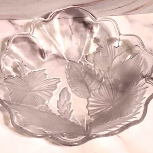Vintage 1990s Etched Hibiscus Floral Glass Plate Bowl 8 1/2"