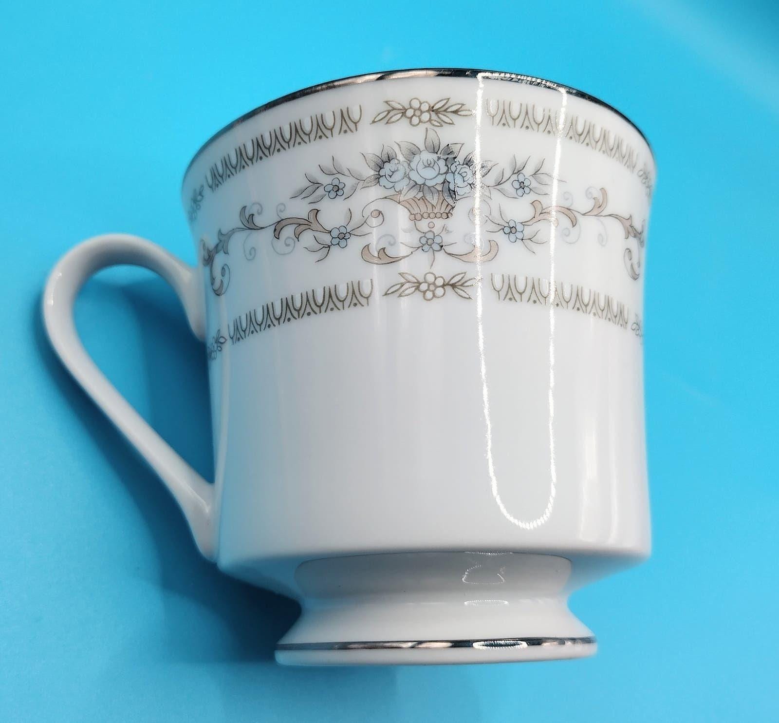 Vintage Diane by Wade fine china teacup