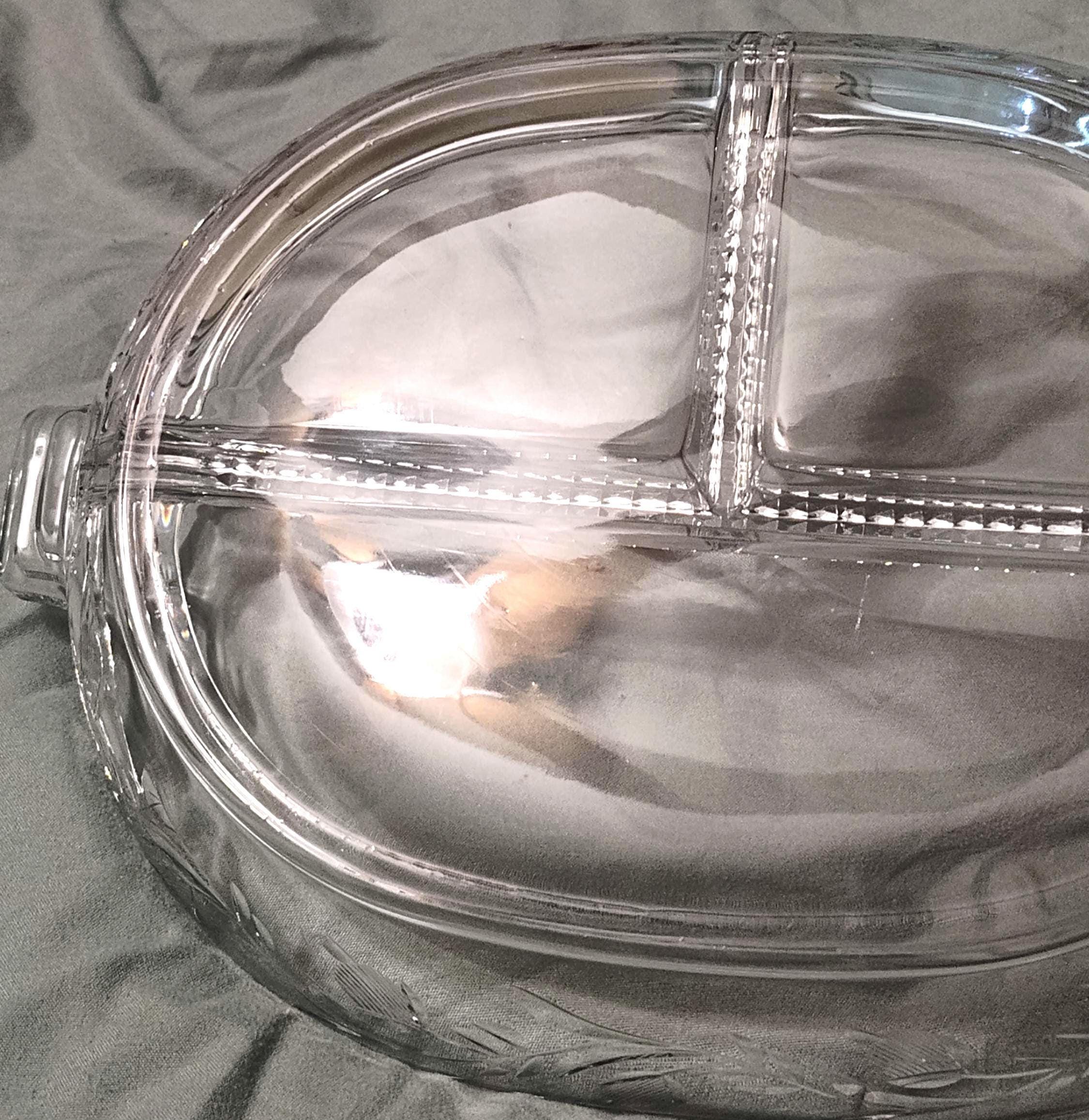Vintage Three Section Oval Divided Relish Dish with Etched Wheat - Image 5