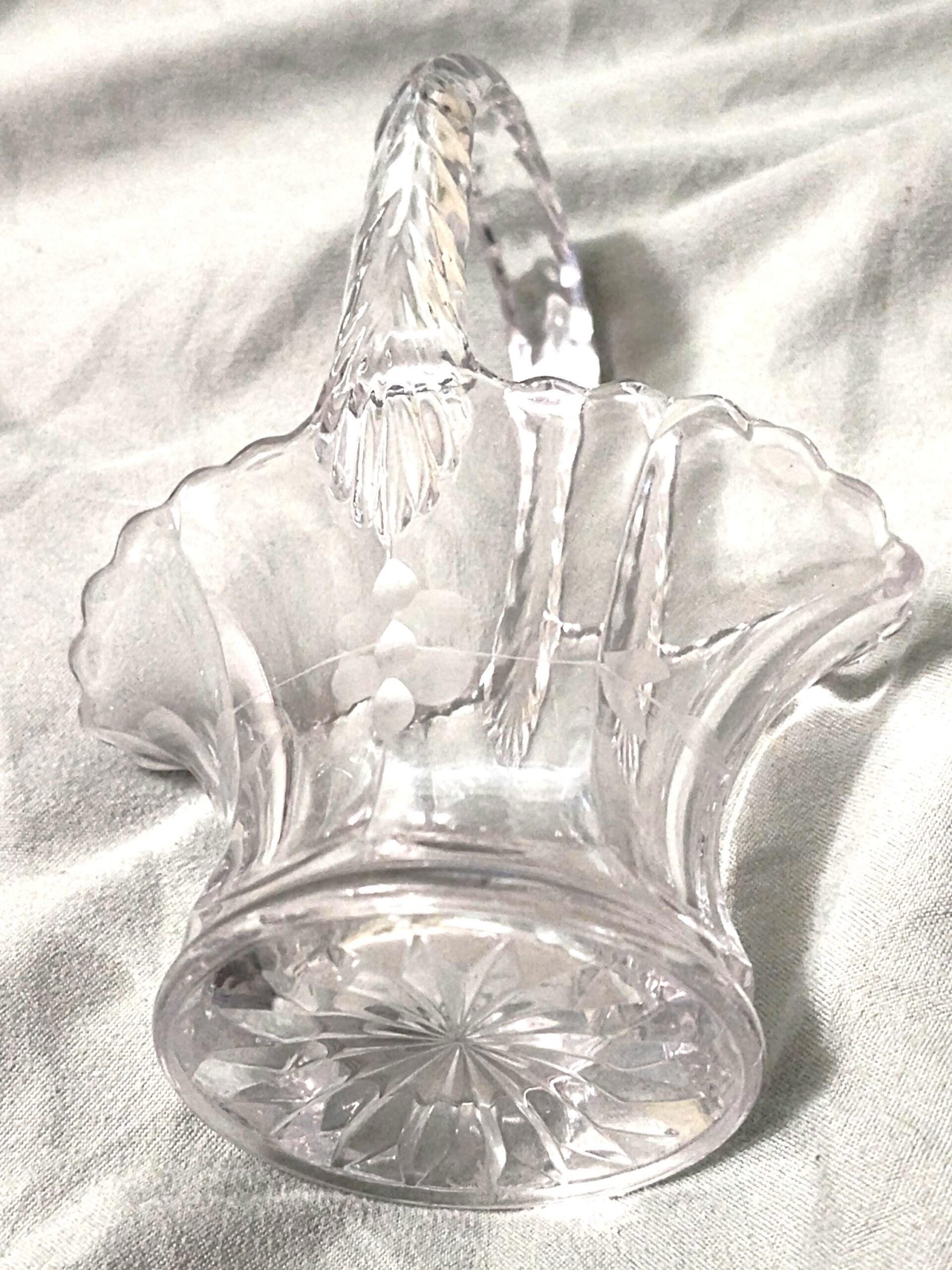 Vintage Clear Glass etched basket. 5 inches. - Image 3