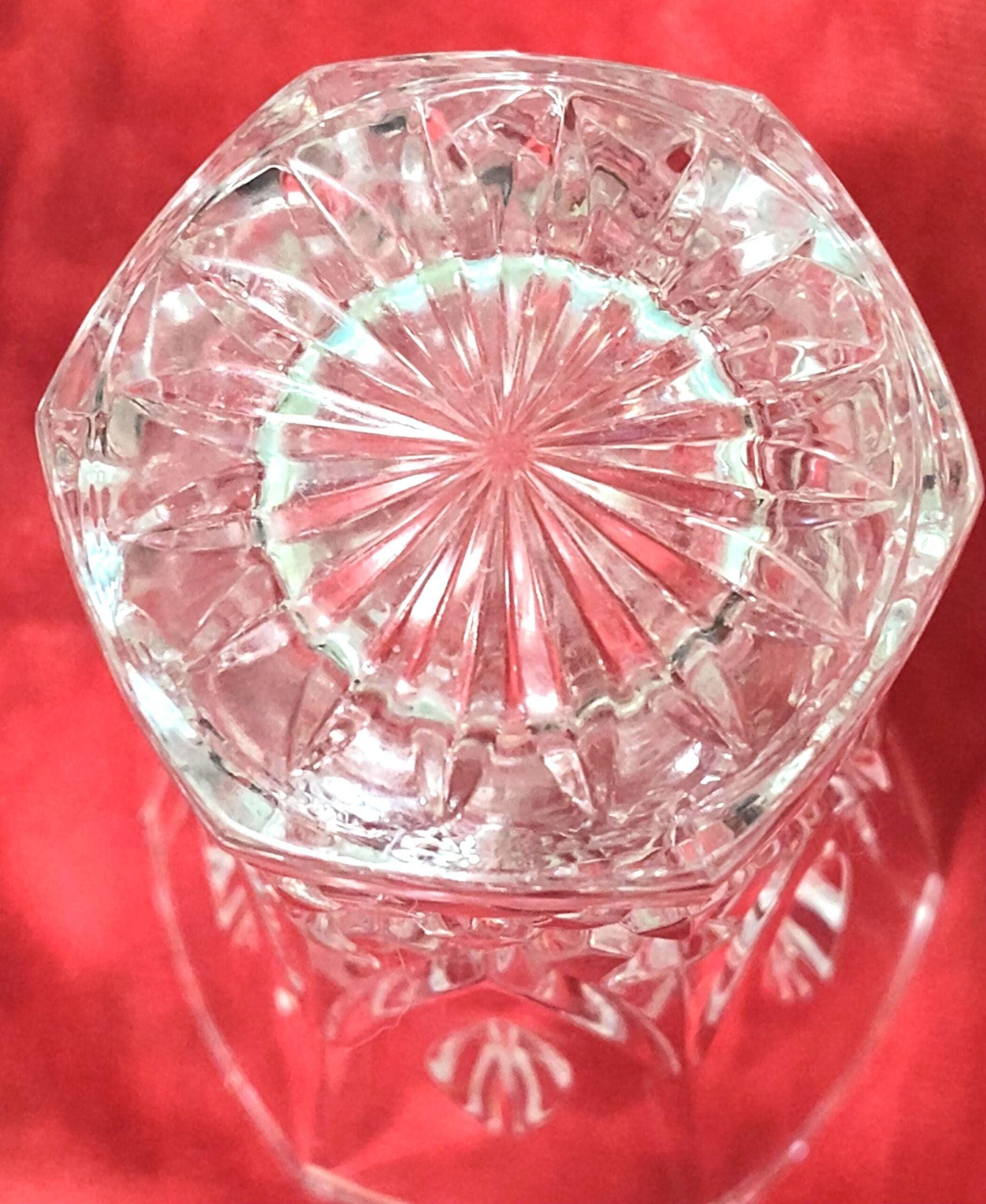 Vintage Oneida Capri 24% Lead Cut Crystal Bud Vase 5” Tall Italy Diamond Cut - Image 3