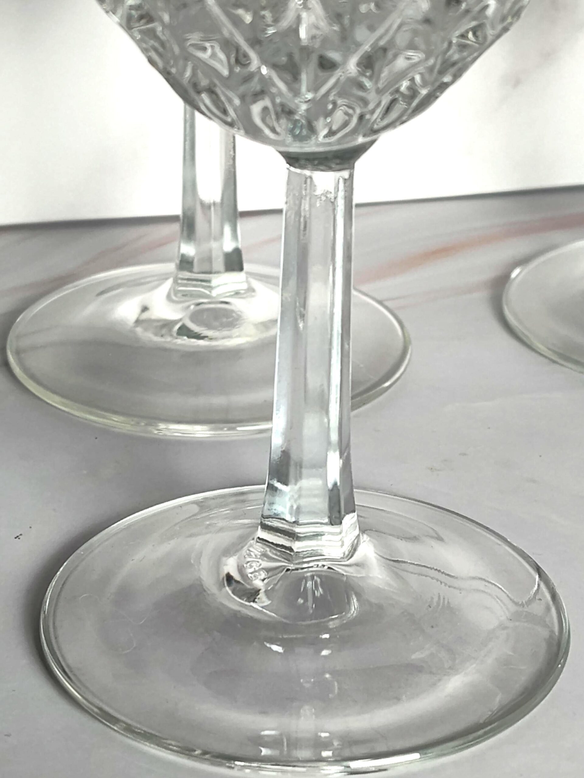 Set of 4 Luminarc Diamant Wine Glasses, French Cut Glassware with Original Stickers - Image 4