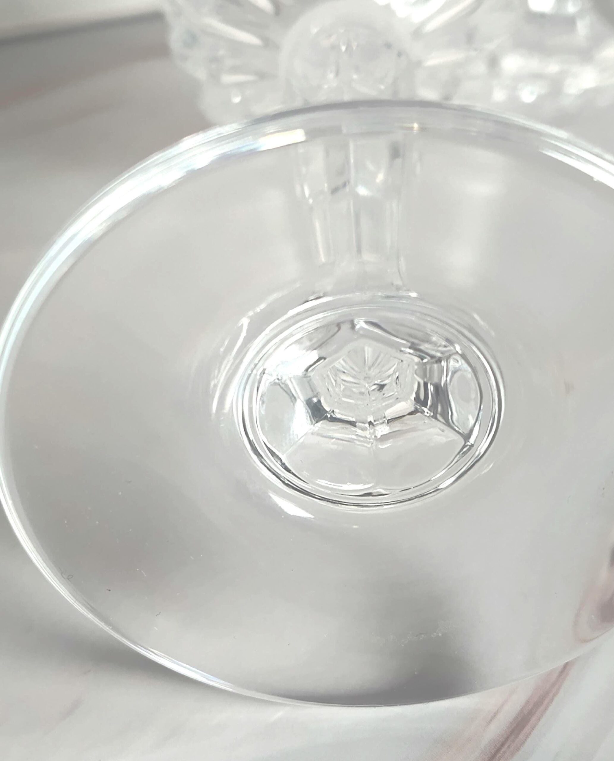 Cristal D'Arques Villeneuve Lead Crystal Wine Glasses Set of 4, French Cut Stemware - Image 5