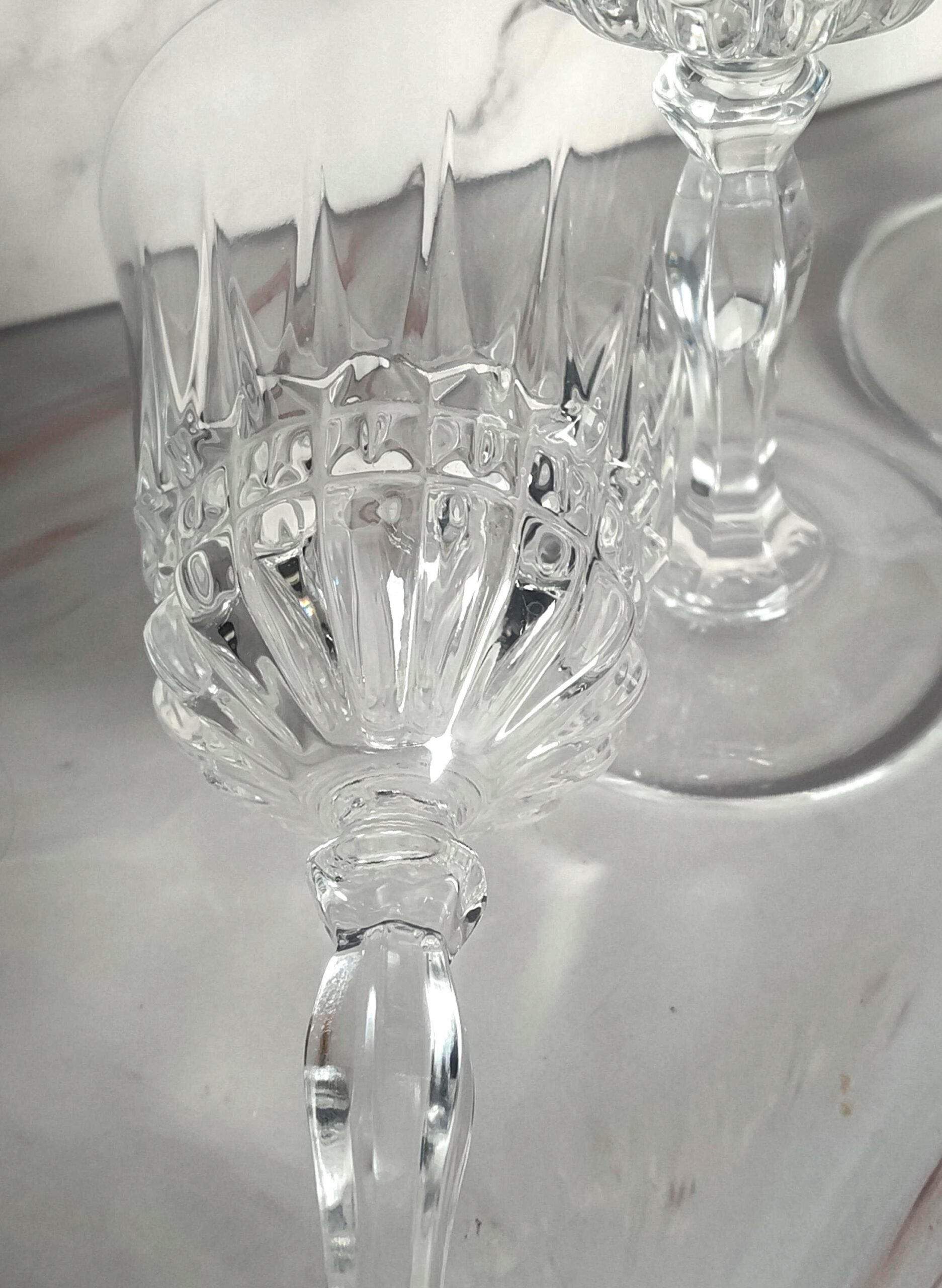 Cristal D'Arques Villeneuve Lead Crystal Wine Glasses Set of 4, French Cut Stemware - Image 6