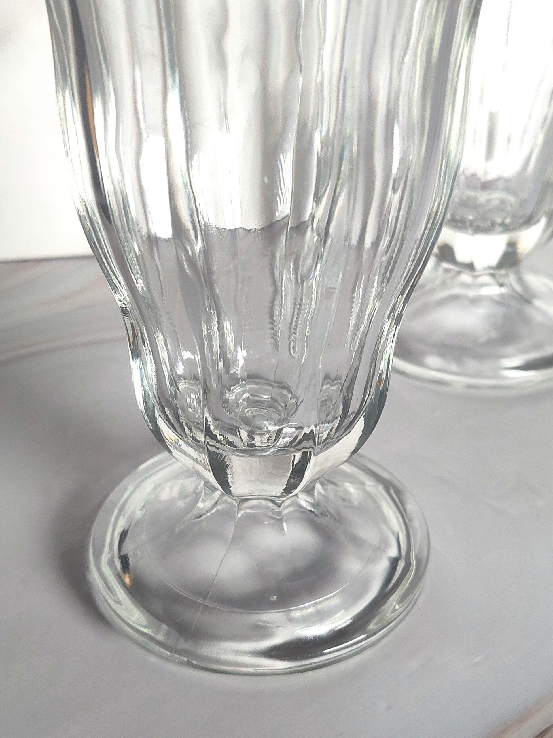 Vintage Ribbed Soda Fountain Glasses Pair, Milkshake Sundae Parfait Diner Glasses - Image 3