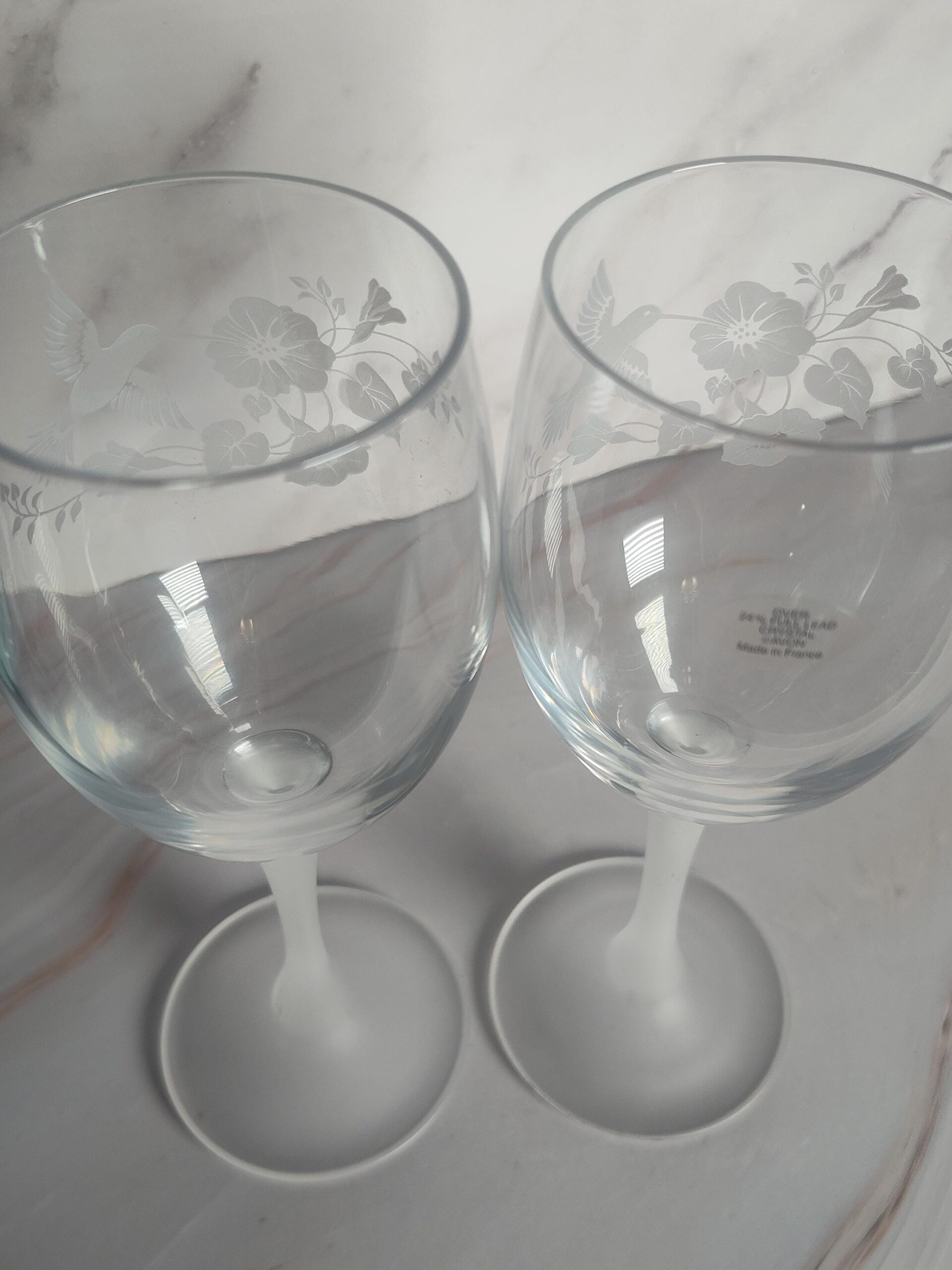 Avon Hummingbird Wine Glasses Set of 2 French Lead Crystal Frosted Stem Etched Vintage - Image 4